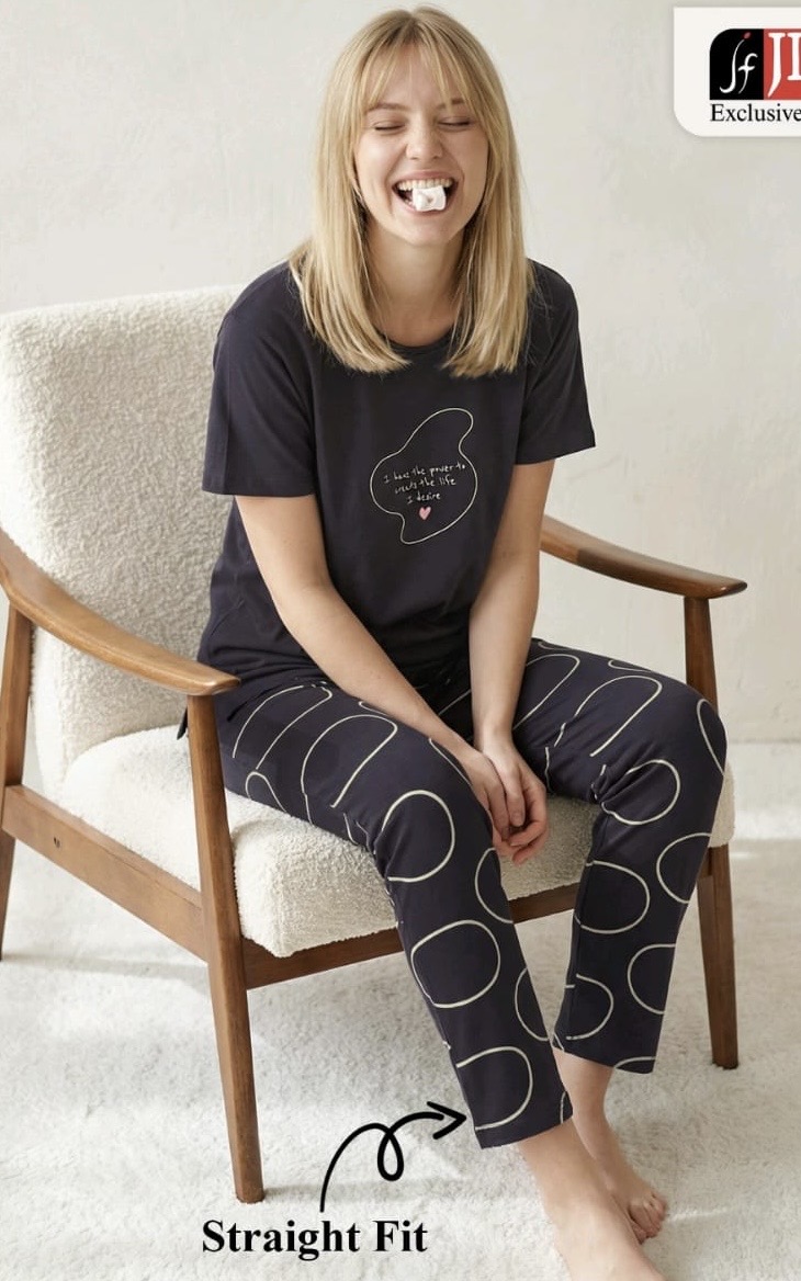 Product / Style Image Placeholder (700 x 900 px)